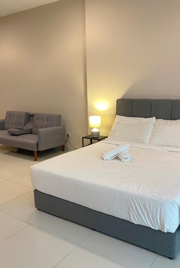Atria Sofo Suites - Petaling Jaya Exterior photo