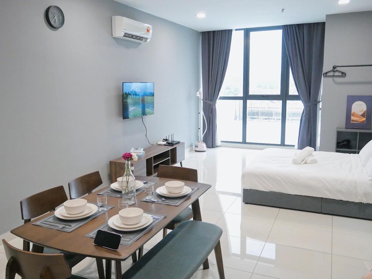 Atria Sofo Suites - Petaling Jaya Exterior photo